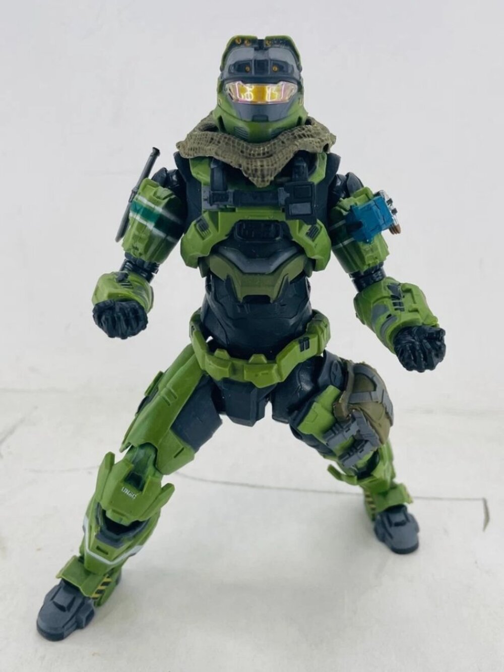 Halo Reach Jun-A266 Noble Three Re:Edit 6" Figure w/ Weapon Toy - Picture 5 of 9